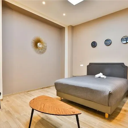 Blue Nights - Sebastopol Apartment Paris