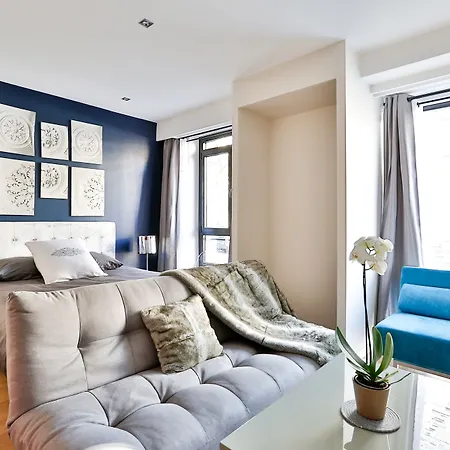 Blue Nights - Sebastopol Apartment *