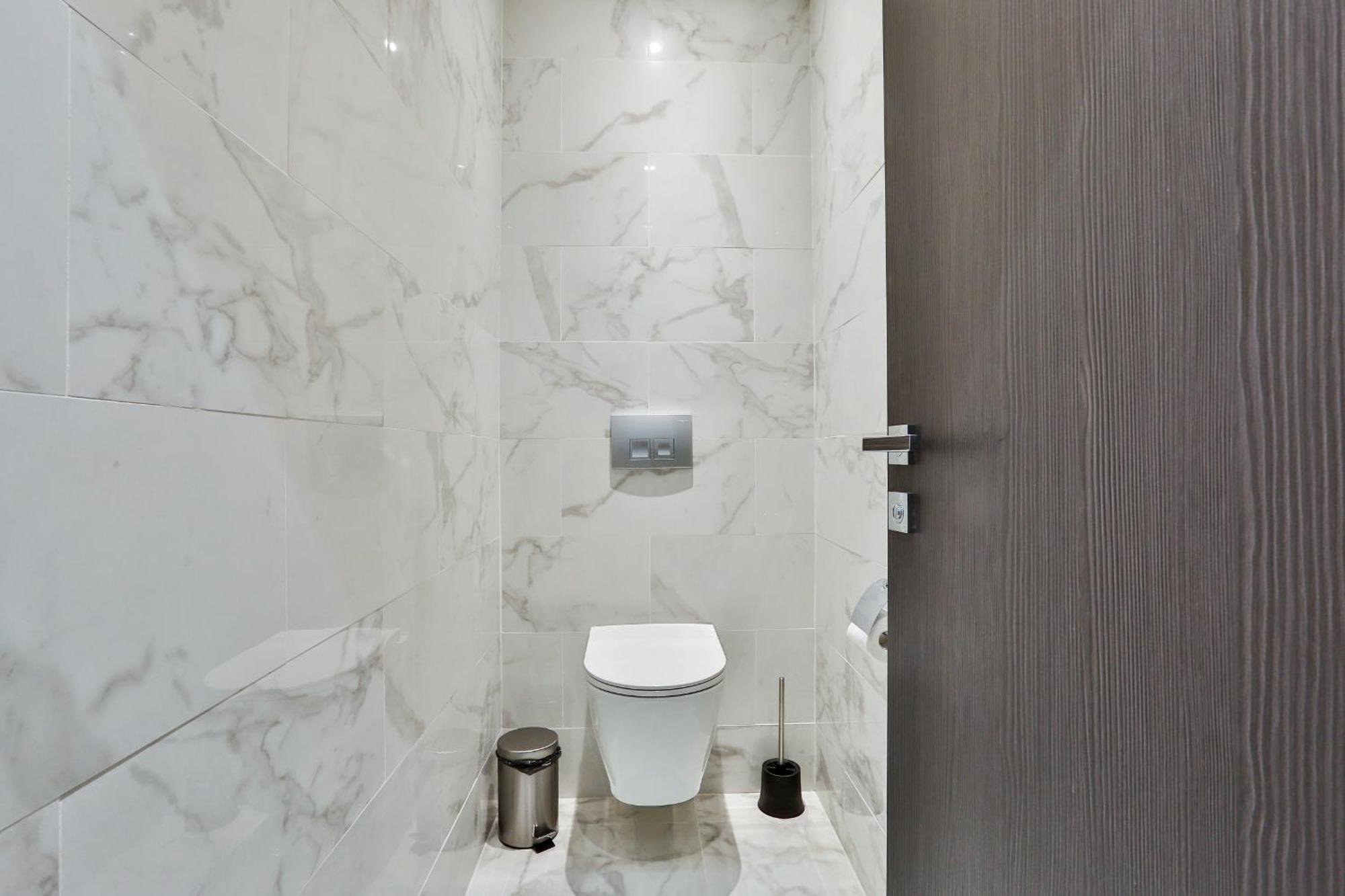 Blue Nights - Sébastopol Parigi